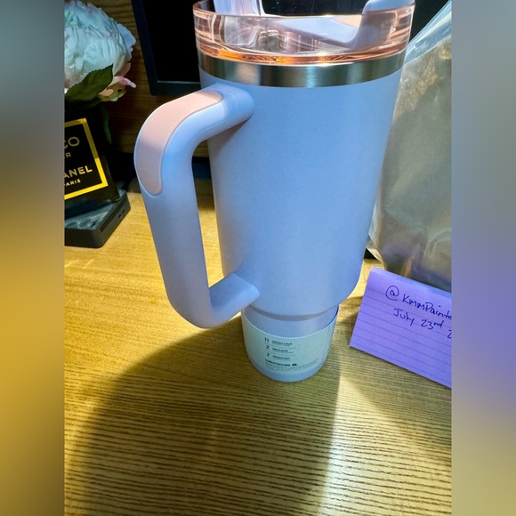 Stanley NWT Orchid Glimmer Nordstrom - Picture 5 of 6